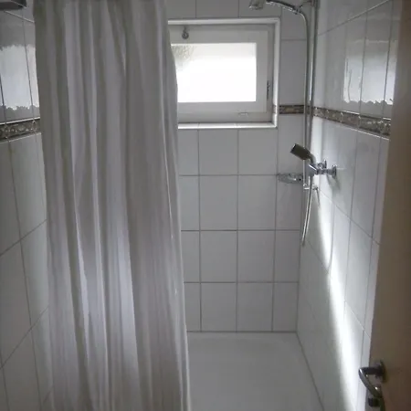 Alplodge Hostal Entrelagos