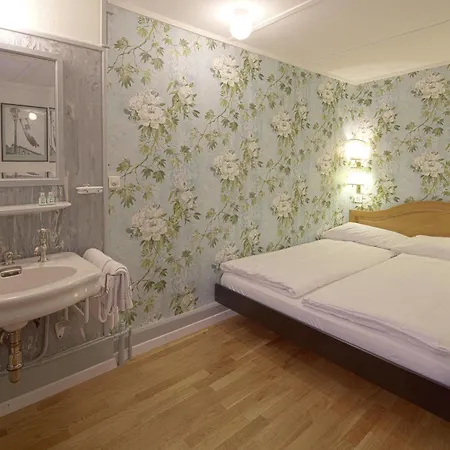 Hostal Alplodge Entrelagos