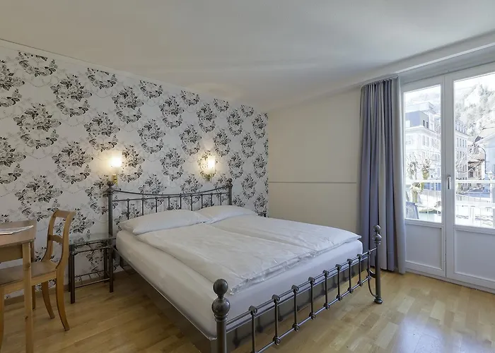 Хостел Alplodge *