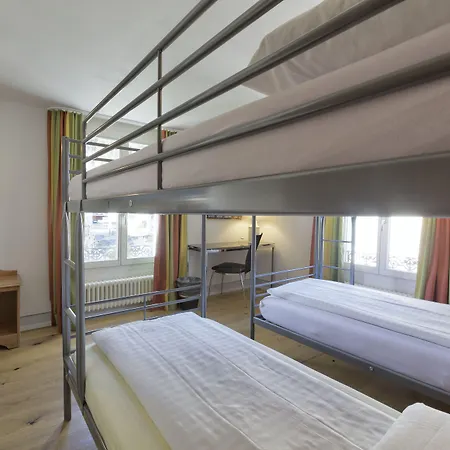 Alplodge Hostel *