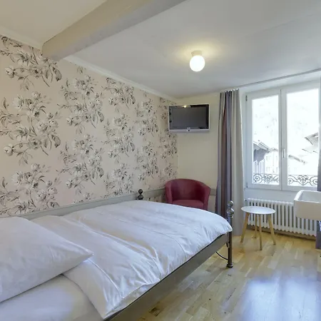 Alplodge Hostel