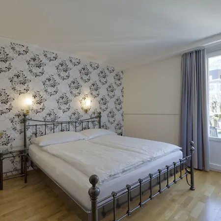 Alplodge Hostel